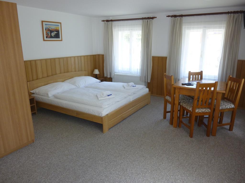 Hotel Penzion Barborka Rokytnice nad Jizerou Zimmer foto